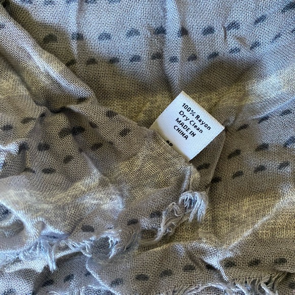 Vera Bradley Soft Fringe Scarf in Paisley Stripes - Picture 4 of 4